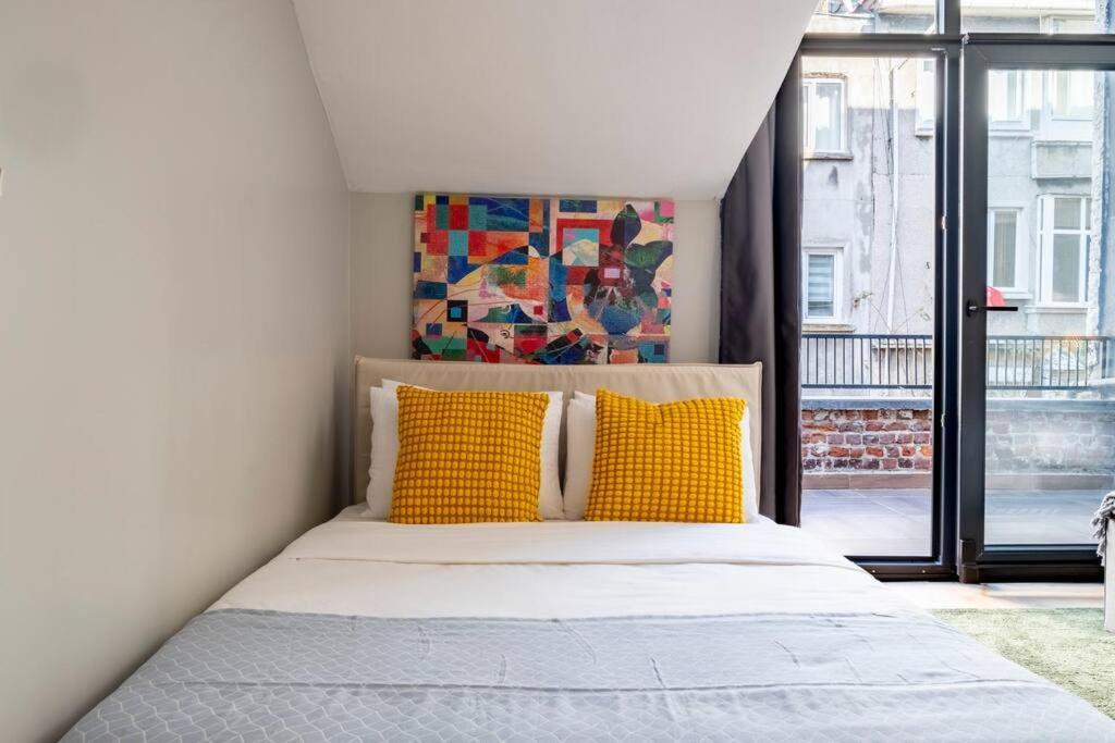 Stylishly Decorated Fourlex House Apartment