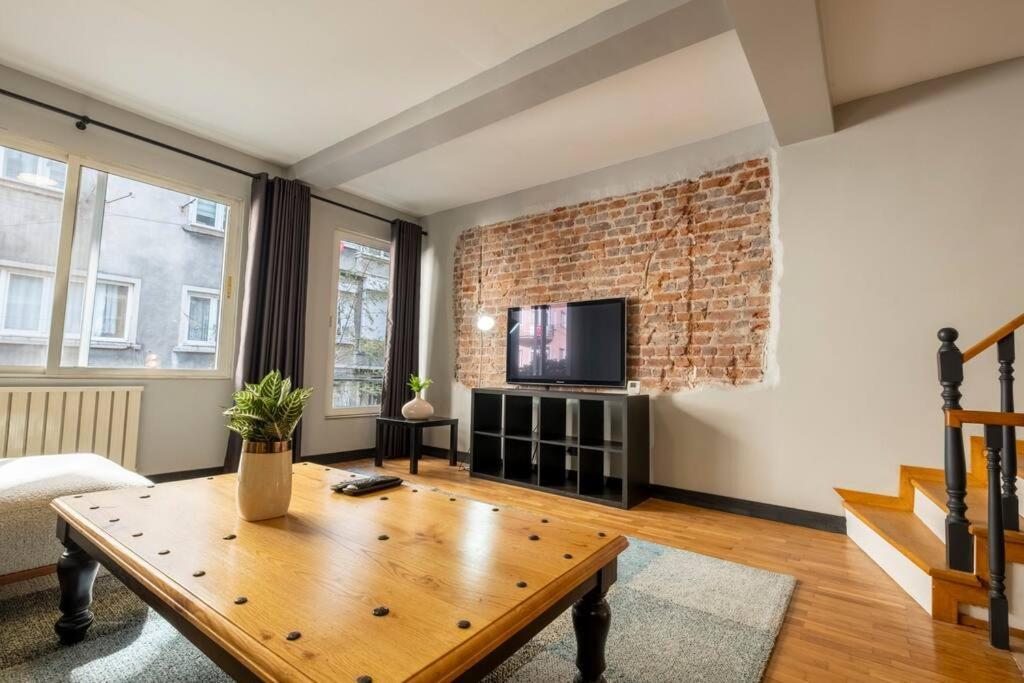 Appartement Stylishly Decorated Fourlex House *